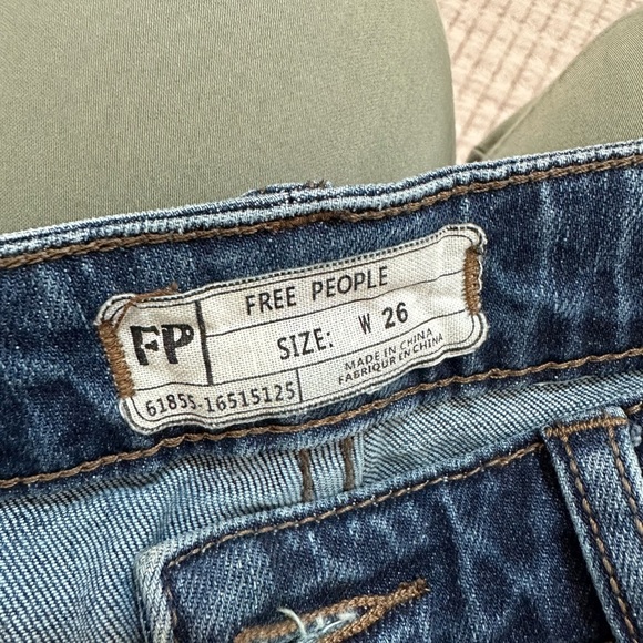 Free People Flared Jeans - Picture 4 of 4